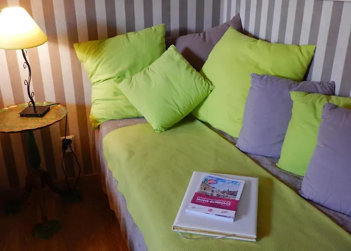 La Chrysalide בית הארחה 3*