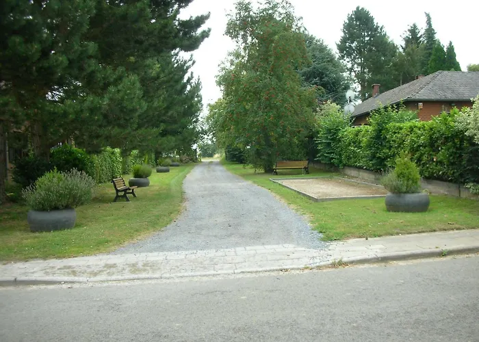 La Chrysalide מונס