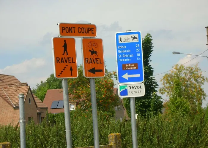 La Chrysalide בית הארחה